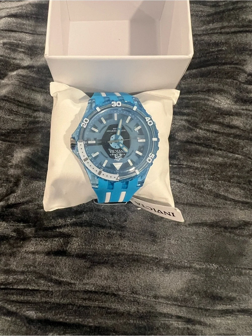 Invicta bold blue